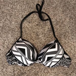 Xhilaration black and white push-up swim top
